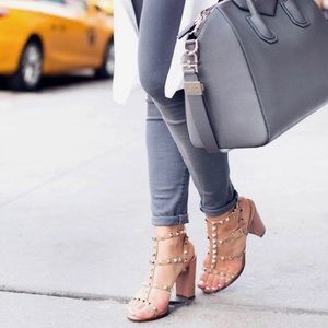ROCKSTUD SANDALS